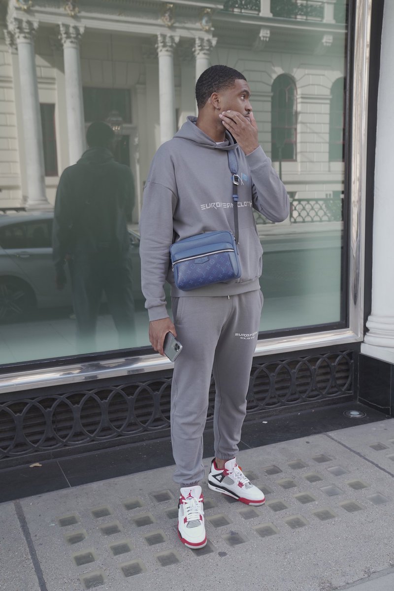 1kaiserrr's tweet image. Jordan 4s or Jordan 1s🧏🏽‍♂️🇪🇺