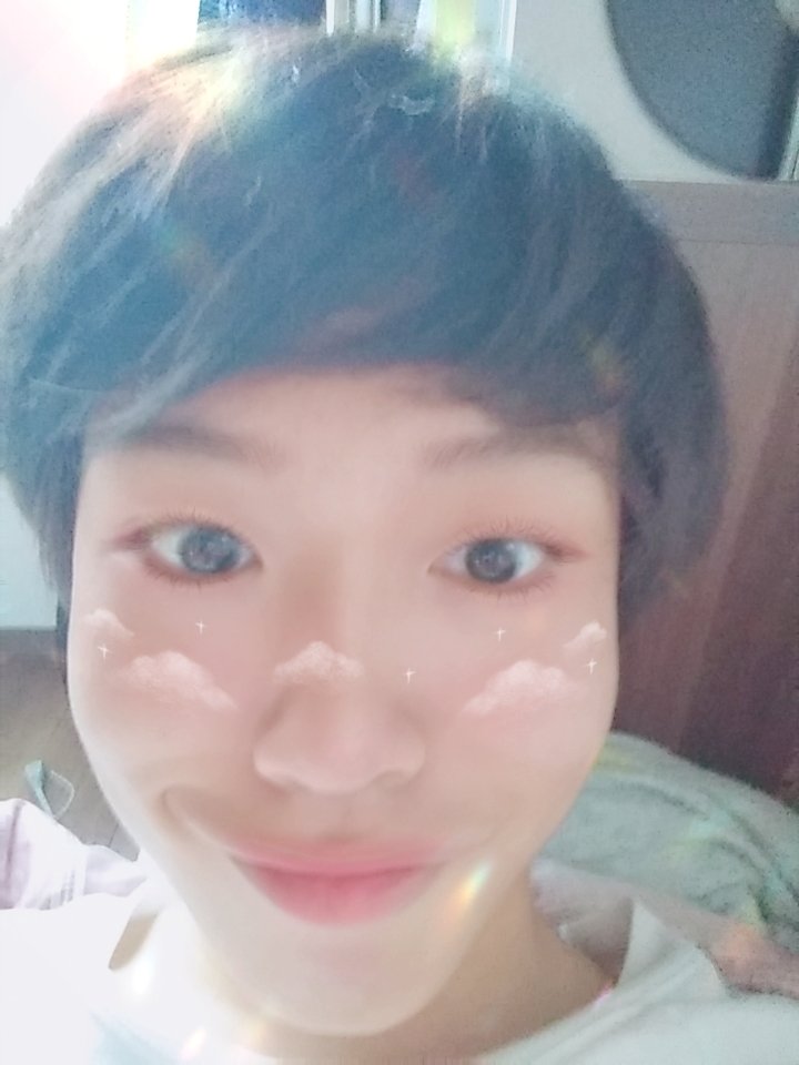 bugaisya_'s tweet photo. 無名だから顔写真も気軽に上げれちゃうんだよブス顔晒そそそそ

#無名 #ぶっす何マジで https://t.co/Mv5490KhZd