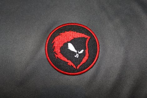 REDHOODgg's tweet photo. Ça y est ! Notre maillot 2021/2022 - avec marquage de pseudo au dos inclus et écusson brodé, vous attend dans la boutique de notre partenaire @TeamPulseApp #dWin 🔴⚫️

👕 https://t.co/dgV92TPRm4 https://t.co/YG7MElkjZ3