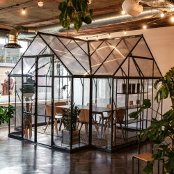 Important reminder that as many of us return to the #workplace, employees may need additional #mentalhealth support.

The pandemic has impacted on everyone differently - and it is VITAL that everyone feels able to access support in their #workplace. 

workplaceinsight.net/employees-urge…