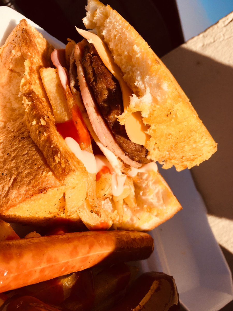 TSebothoma2's tweet photo. Not wow but I tried 😅😅😇😇🥰🥰
SCOOTA'S KOTAS
@sai_bharat_ 
@RealXavier011 
@vuyiswamb 
@AdvoBarryRoux 
@KeSharpGain https://t.co/zTuNxv7tZw