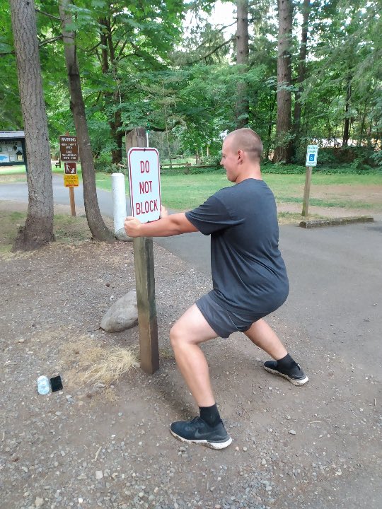 O-Lineman are the BEST. 🐷 ☠️😤