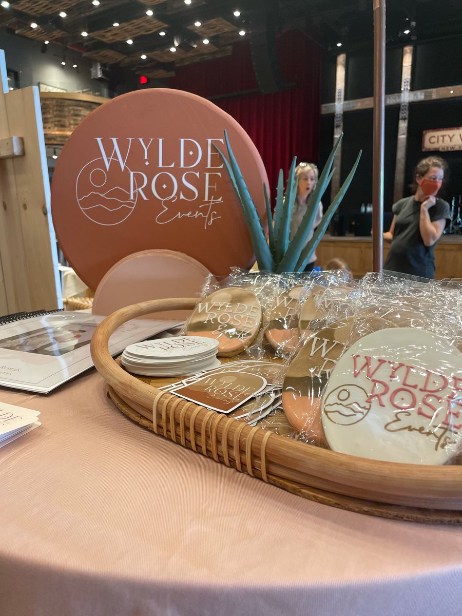 The Big Fake Wedding tweet media