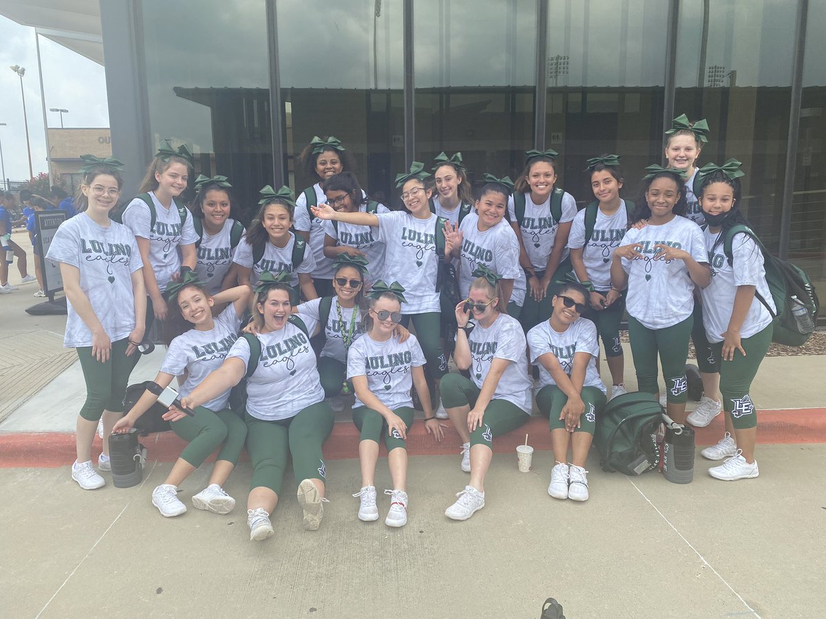 LE Cheer tweet media