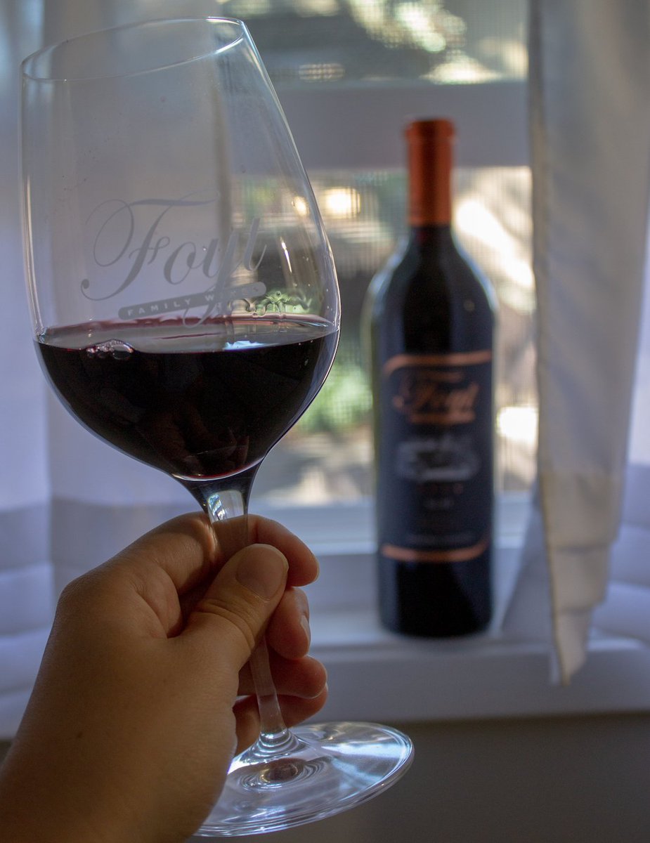foytwines's tweet photo. Perfumy, herbaceous and underlined with a volcanic mineral quality 🍷 Experience a glass Foyt cabernet for yourself at https://t.co/KeoXOW5ppw https://t.co/t8F3nprlv5