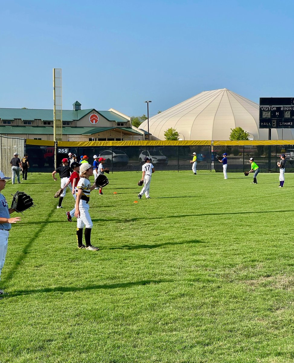 If you missed our tryouts, don't worry! We will be holding individual tryouts for our 10u-14u teams. Please email info@impactbaseballclub.com to set up a private tryout. 
#ChoosetoBeDifferent
ImpactBaseballClub.com
