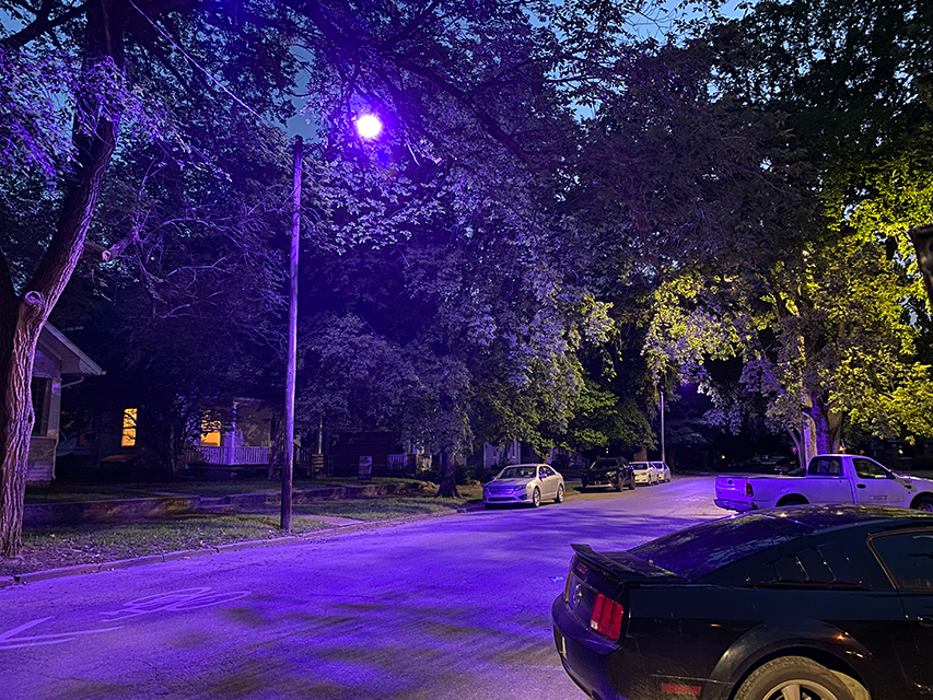 cityofmhk's tweet photo. Seen any purple street lights around town? While they put off a serious Cats vibe, it's actually a manufacturing defect of some LED bulbs, according to Evergy. The manufacturer is taking full responsibility to replace them. They should be swapped out over the next 4-6 months. https://t.co/2KYlhoj3jg