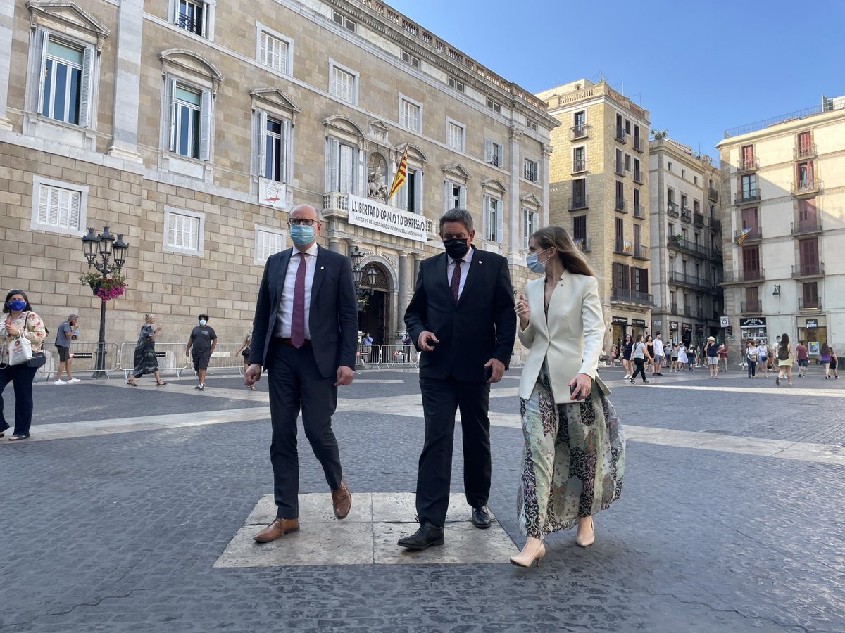 Het is een eer om de Minister-President <a href="/JanJambon/">Jan Jambon</a> in Catalonië te mogen ontvangen!

Met Vlaanderen delen we historische verbanden, gezamenlijke uitdagingen en ambities naar de toekomst.