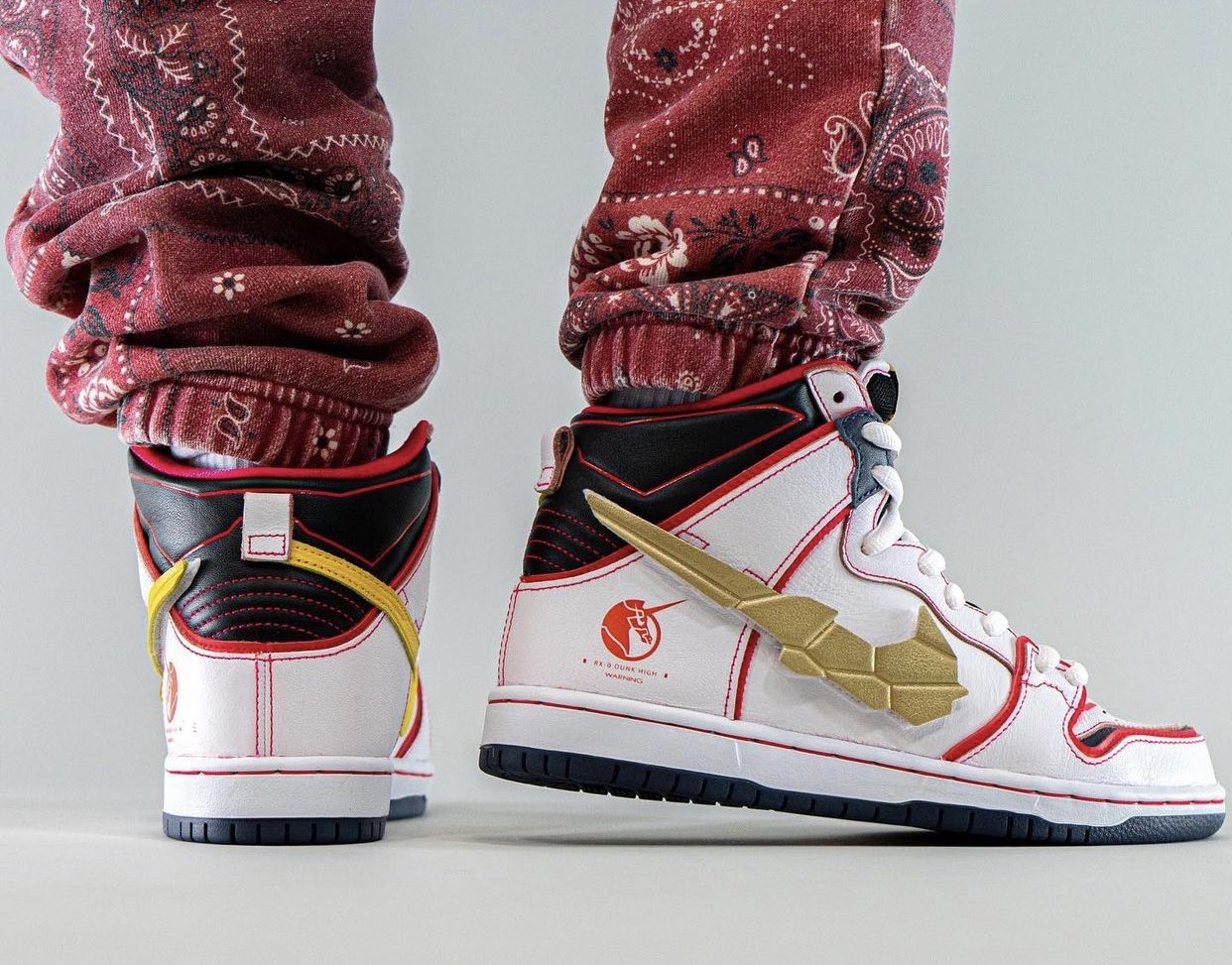 Nice Kicks on X: On-foot with the “Project Unicorn” Gundam x Nike SB Dunk  High coming in soon.💥  / X