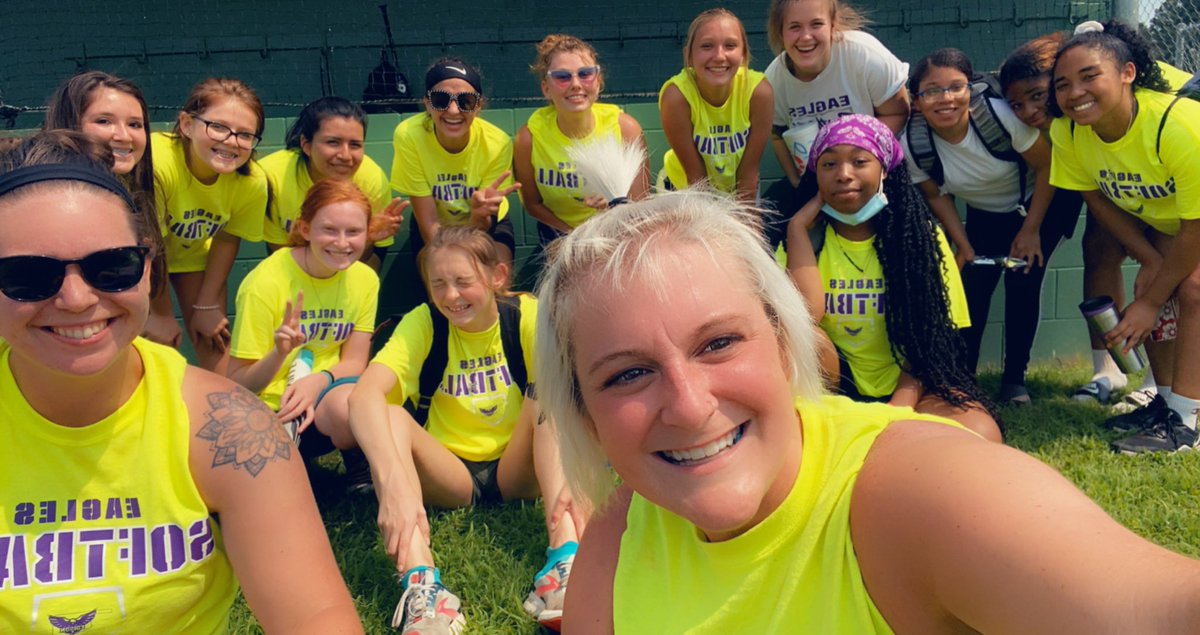 Lady Eagles Softball 🦅🥎 tweet media