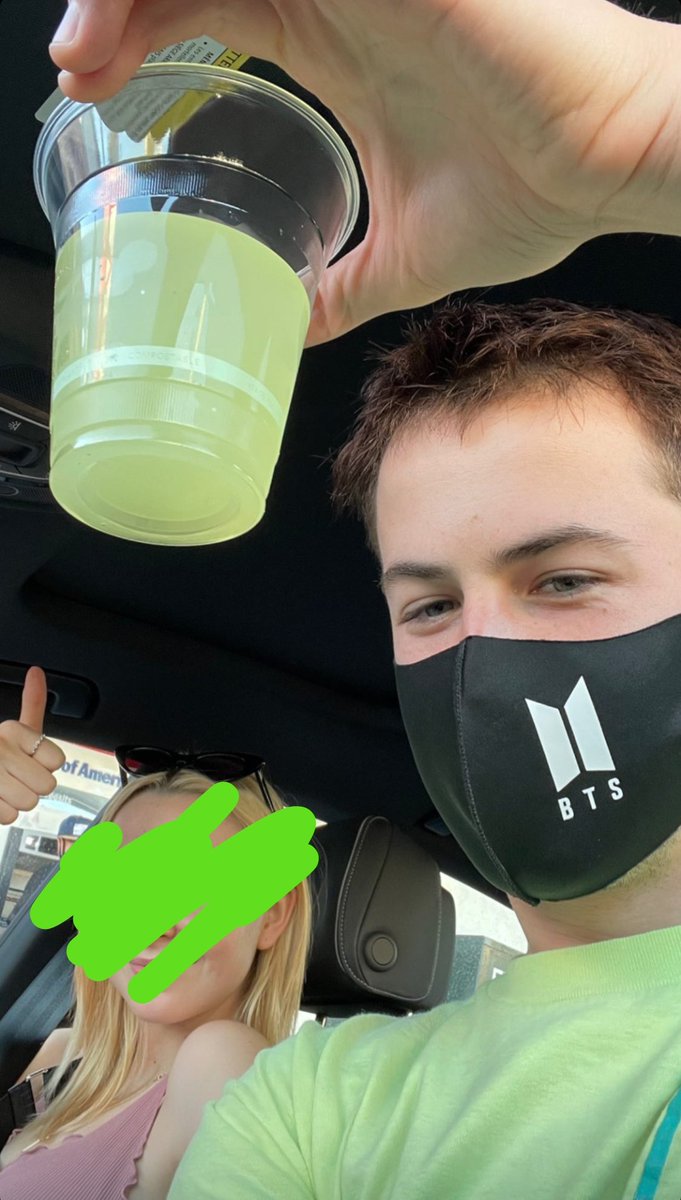 ❝  ✿  
             #Rolbandchella21 ❞ 

—Mientras se encontraba de camino al valle de Coachella junto a su esposo <a href="/JesusOfZuburbia/">Miles Way</a> publican una foto de ambos en sus historias de IG. En esa ocasión su hija iría con un chico por su cuenta así que viajaban solos.—