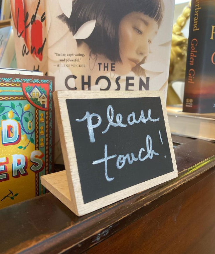 BBookstop's tweet image. Come see us at Mudhouse in Crozet this week! Our hours are...

Wed: 3-5
Thurs: 9:30-2
Fri: 9:30-4
Sat: CLOSED
#BookTwitter #booktwt