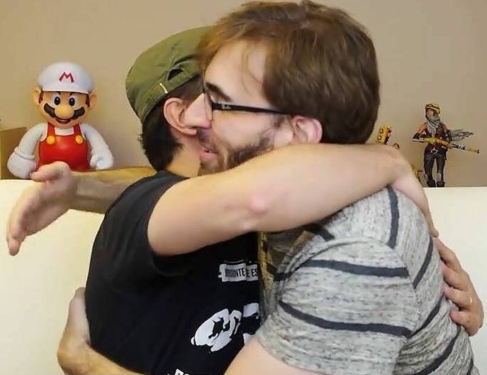 ControleDois's tweet photo. Dia do amigo! ❤ https://t.co/lymvLm5XfK