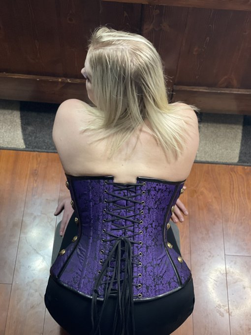 Behind the scenes after I talked the photographer into bed with me&hellip;#milf #wife #soccermom #amateurwife<a href="/tag/wife"class="tags"><span>#wife</span></a><a href="/tag/soccermom"class="tags"><span>#soccermom</span></a><a href="/tag/milf"class="tags"><span>#milf</span></a><a href="/tag/amateurwife"class="tags"><span>#amateurwife</span></a><a href="/tag/blondeandhot"class="tags"><span>#blondeandhot</span></a>