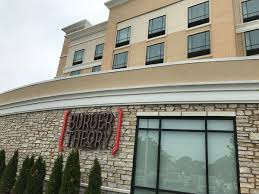 Make plans today to join fellow young professionals this Friday at noon for lunch. We'll see you at Burger Theory inside the Holiday Inn &amp; Suites Joliet. 
conta.cc/3itLnTN