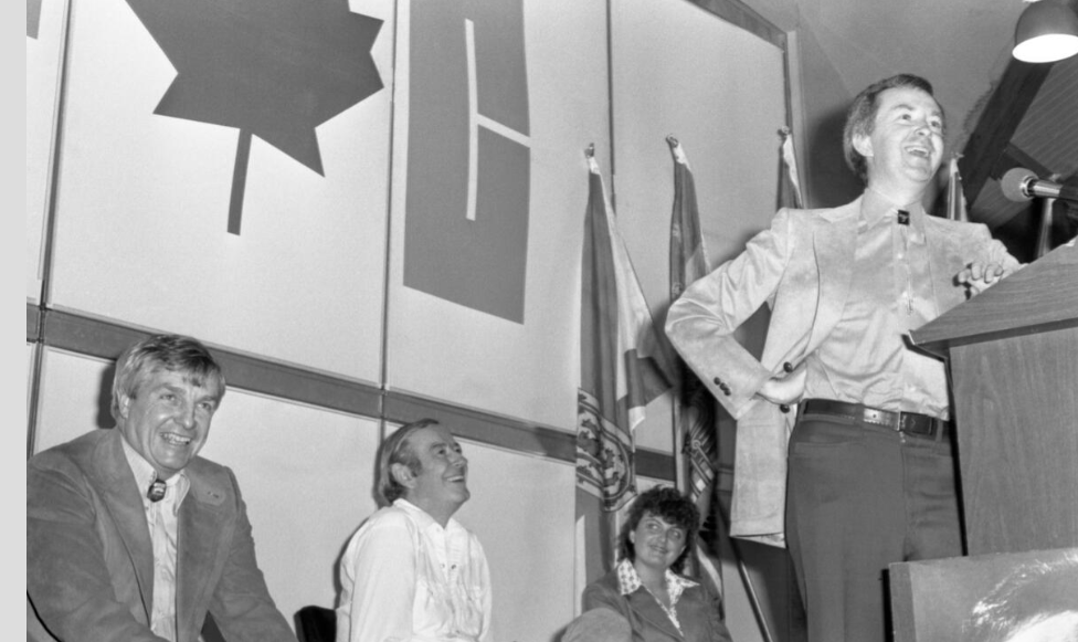 CraigBaird's tweet photo. Alberta Premier Peter Lougheed laughs after Progressive Conservative leader Joe Clark makes a joke about his grey hair in Calgary on May 21, 1979.
Only 2 weeks later, Clark would be Prime Minister
*Glenbow Archives CU11124-34*
#joeclark #cdnpoli #abpoli #abpremier #lougheed https://t.co/ppdrfMrLLY