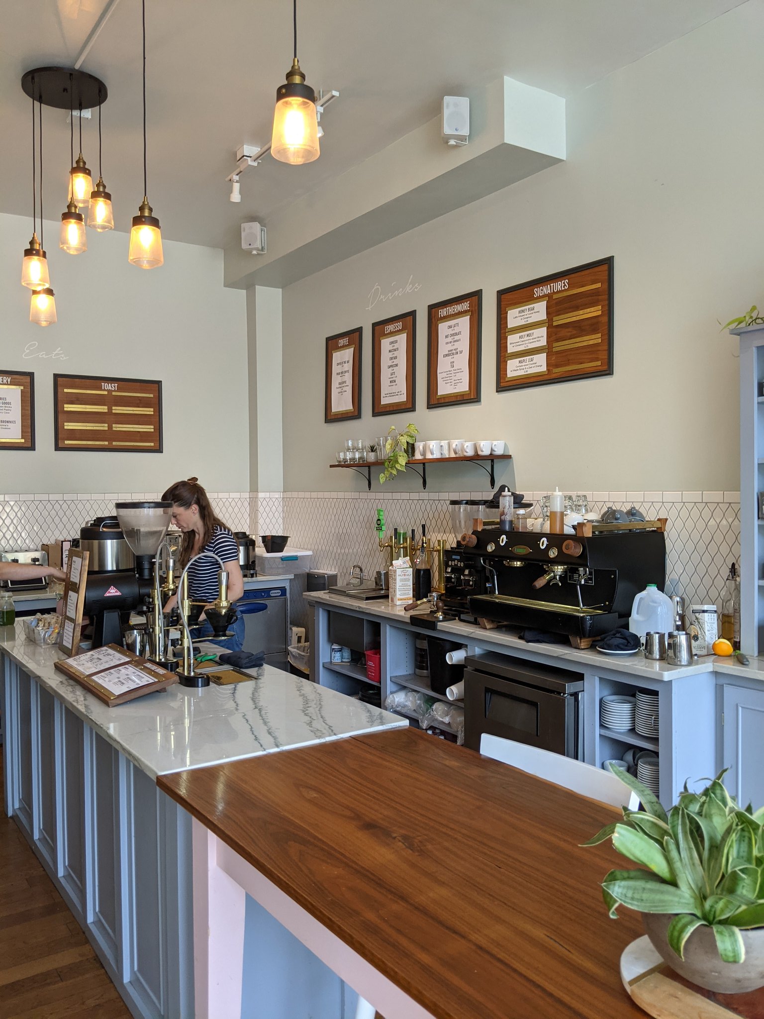 deeper roots coffee findlay