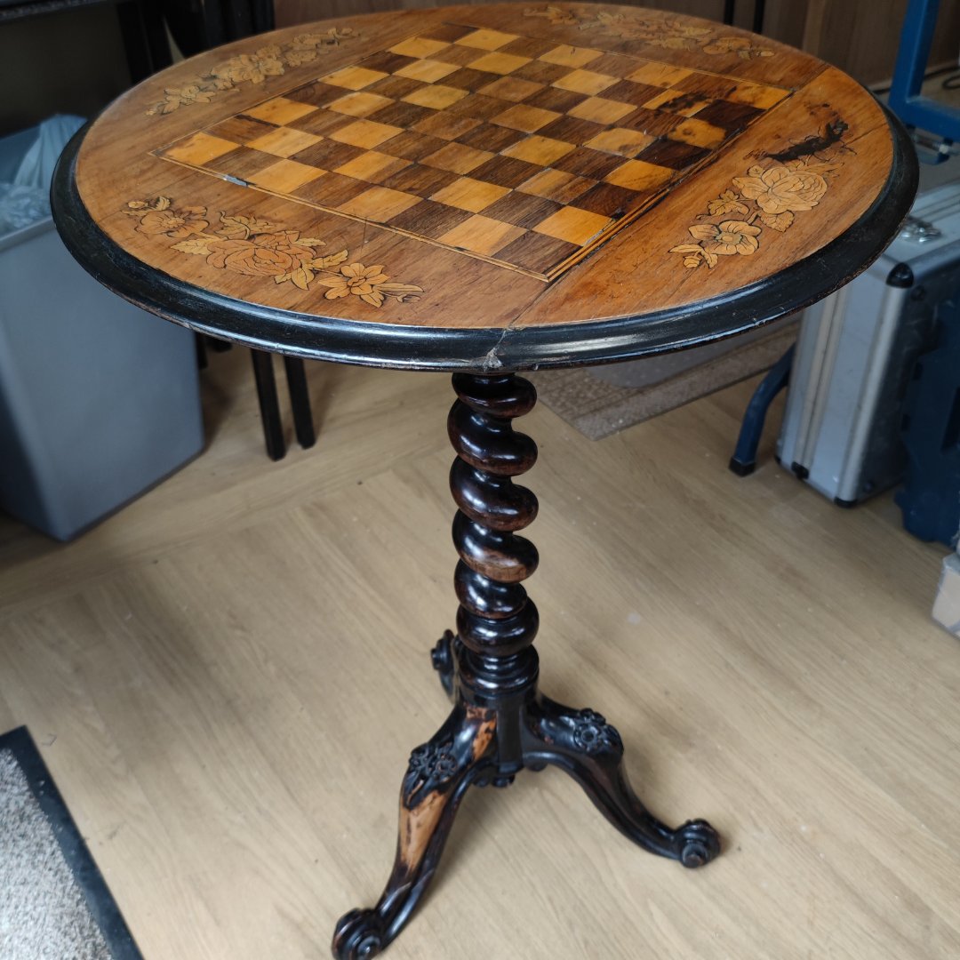 South Coast Studio tweet media