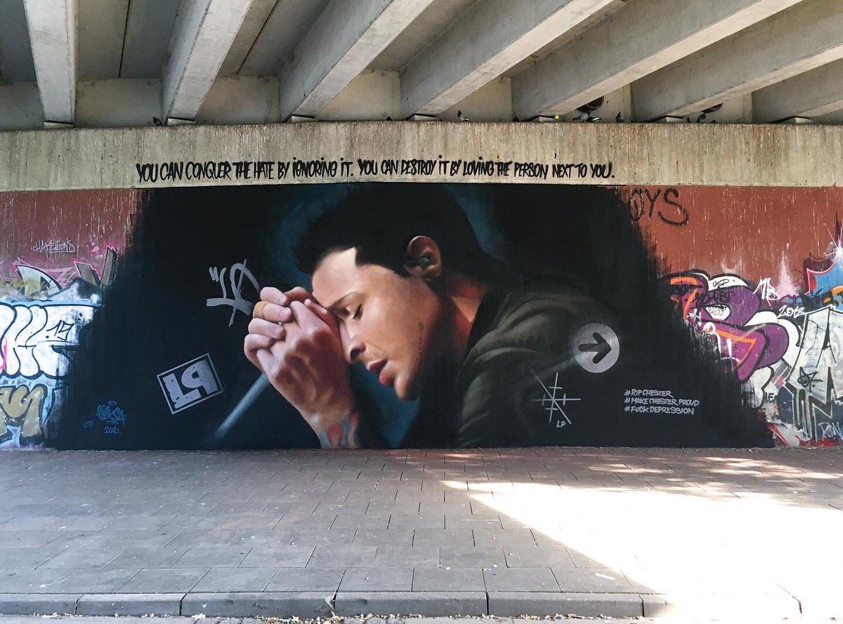 Pieksart's tweet photo. It’s been 4 years since the frontman of my beloved @linkinpark passed away. 
Chester - you will stay in our hearts and memory forever ♾

#RIPChesterBennington #RIPChester #MakeChesterProud #fuckdepression #LinkinPark #LPFamily #linkinparkfamily https://t.co/9RHg0dCxjz