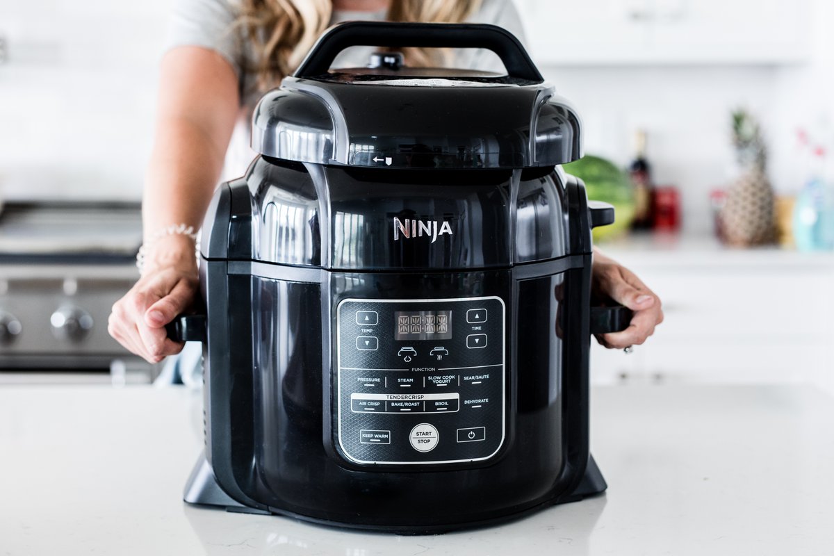 howdoesshe's tweet image. My 8 favorite items I use every single day. (Really, every day.) And they’re all part of @HSN’s sizzling summer deals. #ad howdoesshe.com/smoking-hsn-de…
 #HSNInfluencer @Shopstylecollective