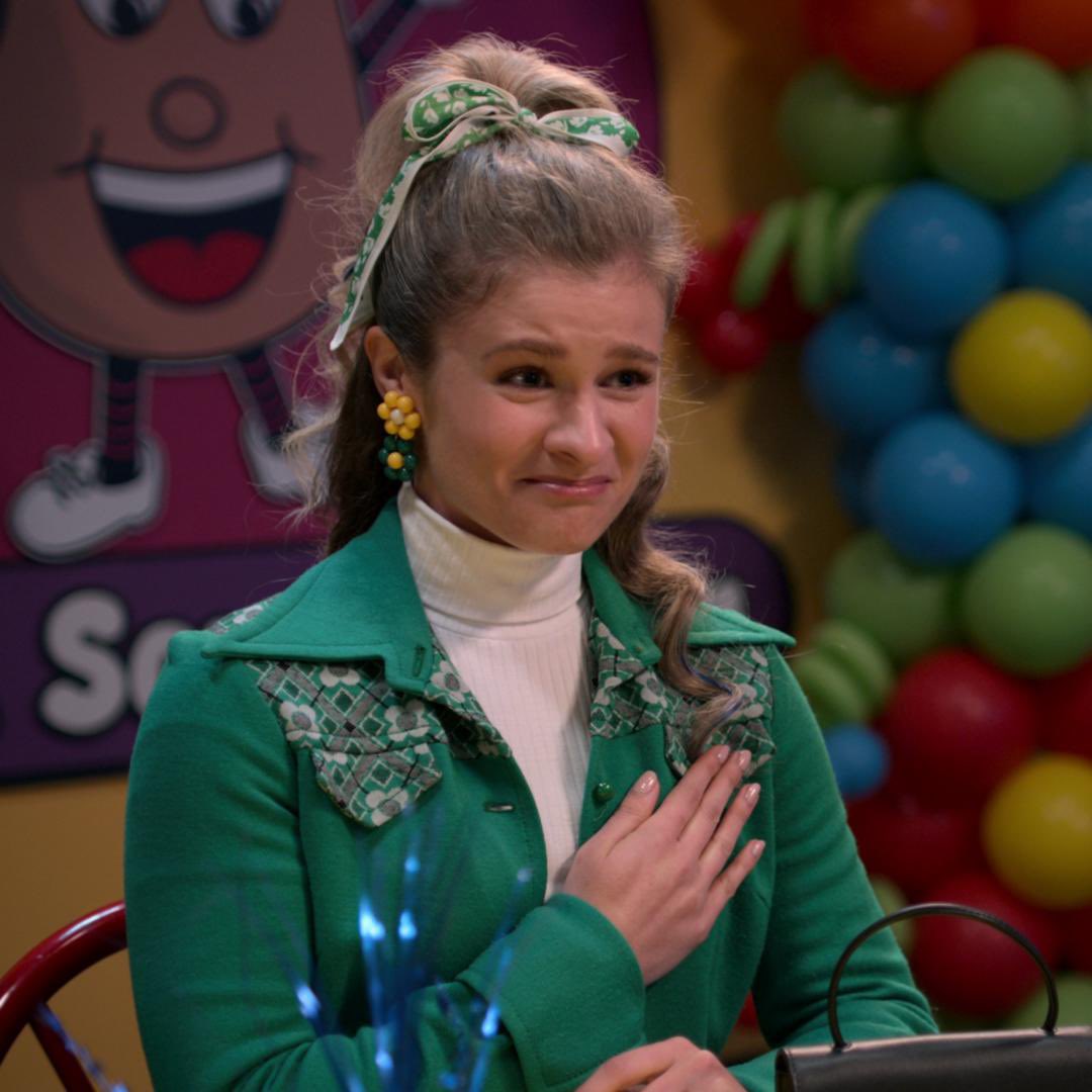 Atypical tweet media