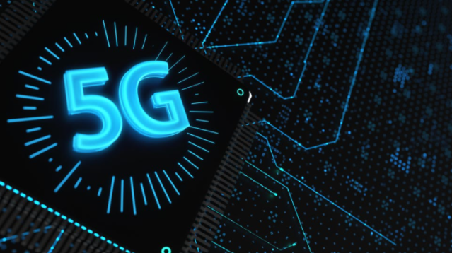 Kit_H_B's tweet photo. The way we live and work will become a whole lot different thanks to dedicated #5G connectivity and Mobile Private Networks. @VodafoneBiz's David Joosten tells you more in his feature article on Forbes: https://t.co/IBUQuCRV0Z https://t.co/VHkxnq7VPX
