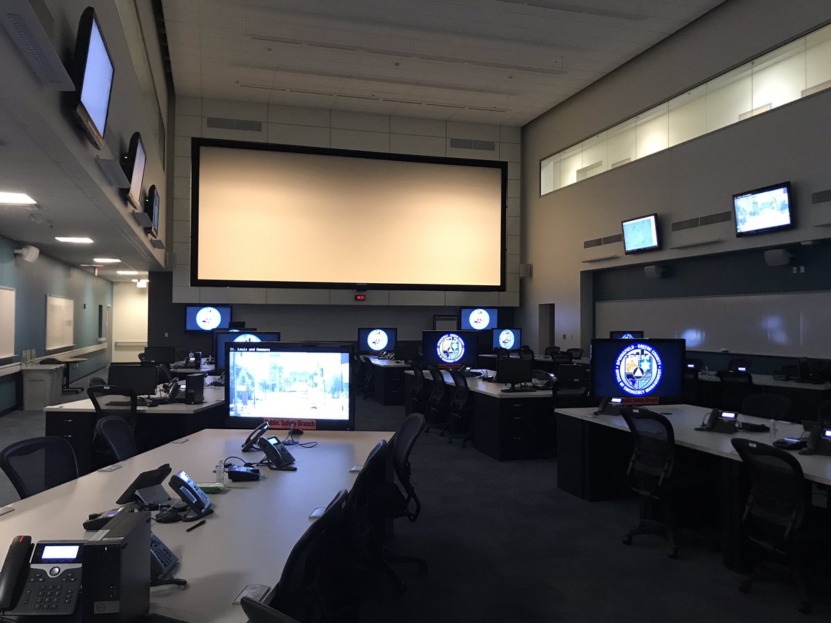 MHSHurst's tweet photo. #GoExtern Day 2: Met with Greene County Departments of HR, Budgeting, Resource Management, Public Safety, and Highway. A lot of situations where a variety of entry-level skills lead to solid full-time positions. https://t.co/E6NpApz8ez