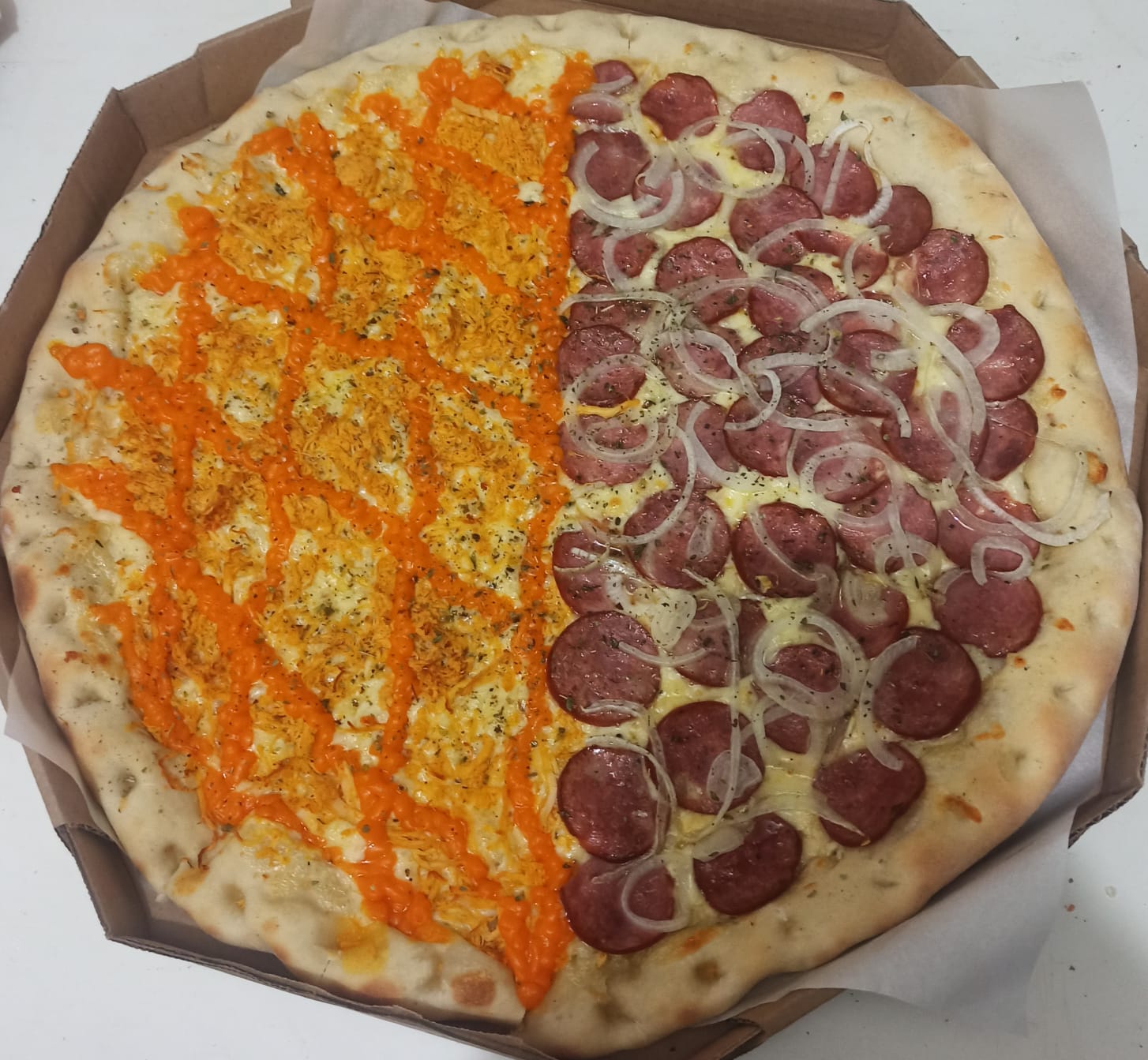 Pizza com borda de cheddar 🍕😁 - Picture of Pizzaria Fratello, Bertioga -  Tripadvisor