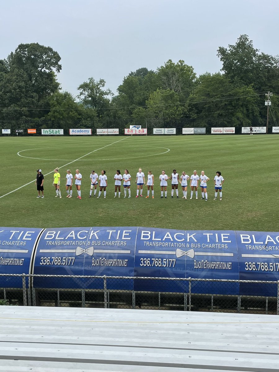Cheering on Ella and Lizzie in the <a href="/NCCoachesAssn/">N.C. Coaches Assn.</a> #EastWestAllStar game tonight. 

#GoTigers