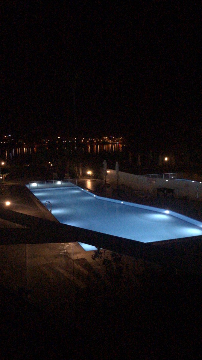 Gece gece ÇEŞME