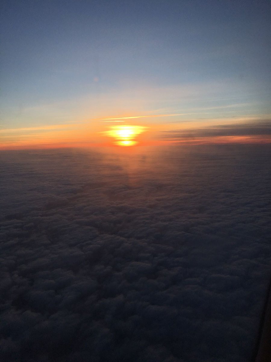 Mandy6766's tweet photo. Good Night #SheenFandom #TennantFandom #GoodOmens May your Dreams be Lovely🥰 and Remember you are much Loved 🥰 https://t.co/lYVXTTsbCV