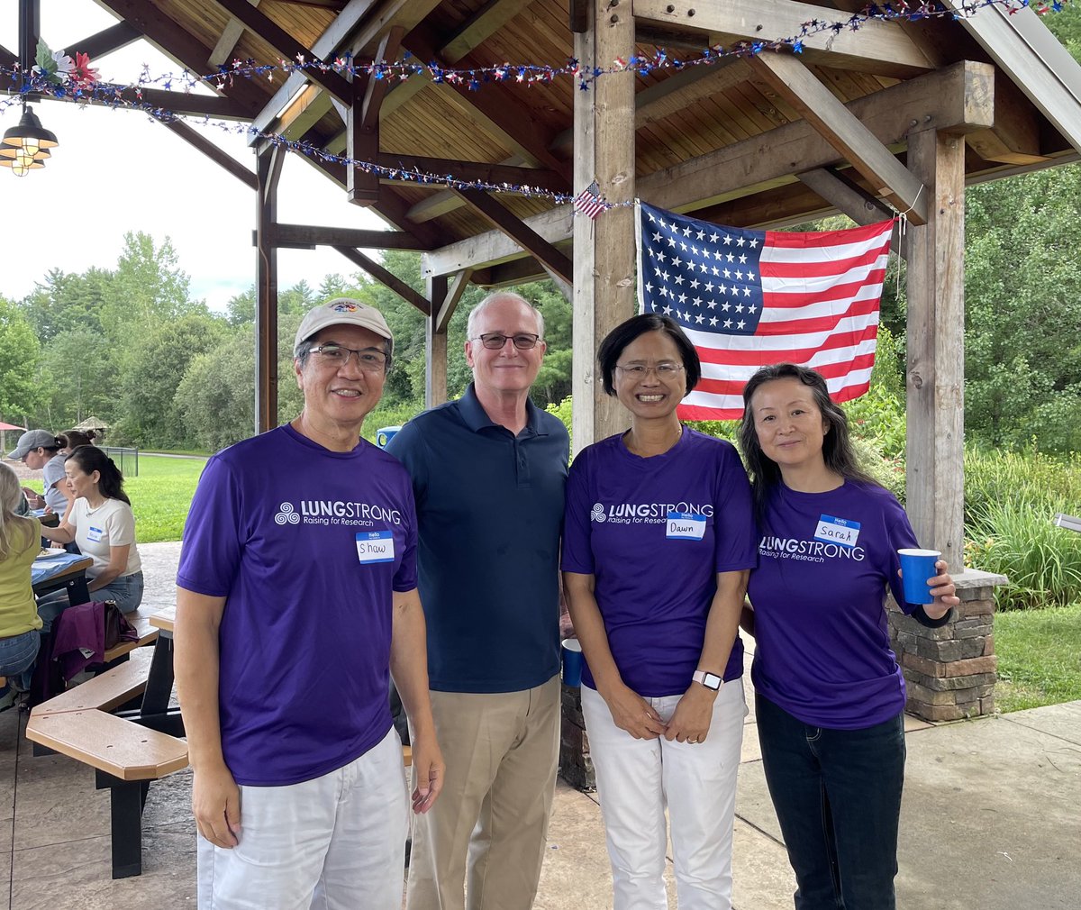 DawnfromtheEast's tweet photo. Amazing summer social yesterday by .@IndActonMa. Talked with @BarrettSenate about the public health crisis with #LungCancer and the need for more research. Many in MA witnessed the impact of this awful illness. Proud of these activists friends wearing
#lungstrong T shirt! https://t.co/FCutXEW2D2