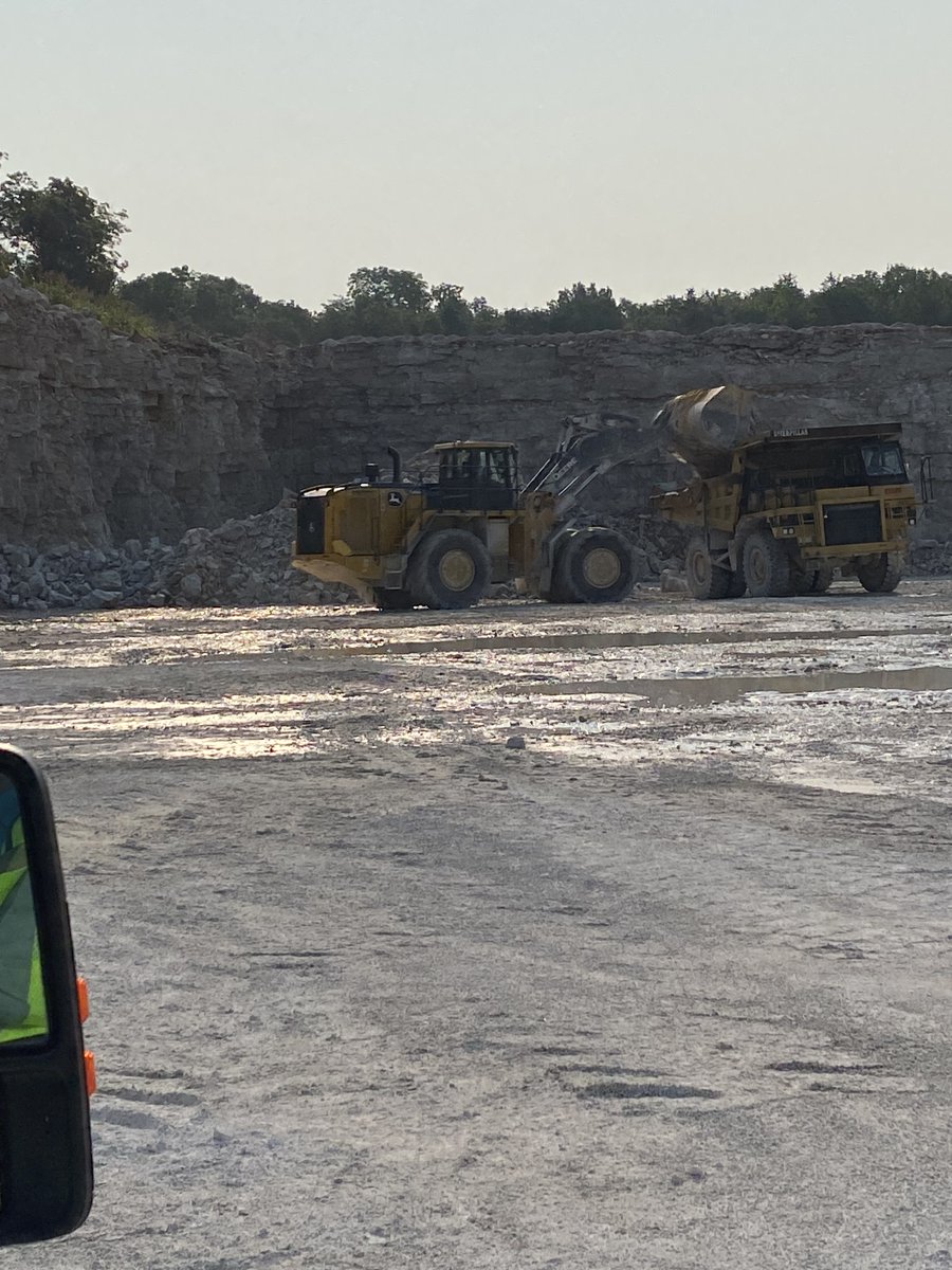 Coach_Fine's tweet photo. #GoExtern Had a great day learning about Conco and APAC.  Met some amazing people, was able to ride some big equipment, learn the science of stone, concrete and asphalt. https://t.co/mCsdpazl3i