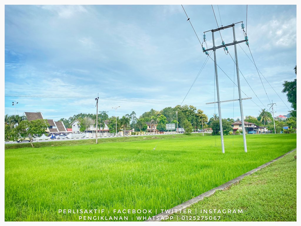 PerlisAktif's tweet photo. Selamat Pagi Perlis.
Salam 11 Zulhijjah 1442H, 21 Julai 2021M.
#Perlis #Malaysia #Negeriku https://t.co/auWHqGwTdE