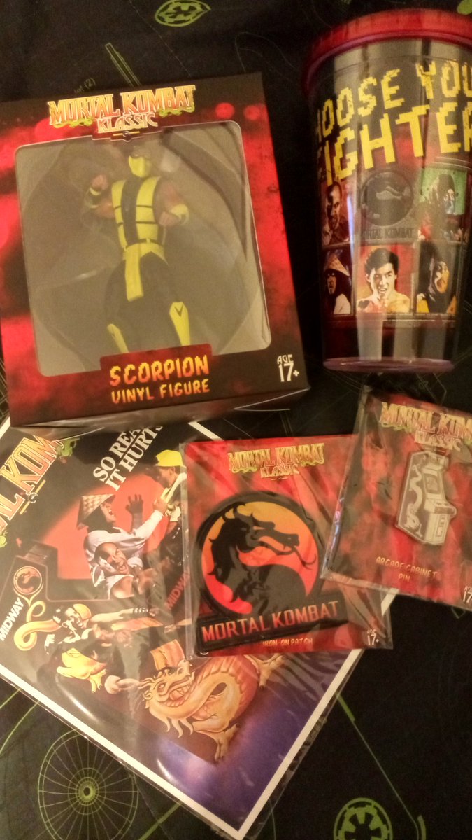 Hsinack's tweet photo. El contenido del #CollectorBox de #MortalKombat de #CultureFly es el siguiente...
#CollectorLife #GeekLife #TheGeekHunter https://t.co/6aC3WNhU7m