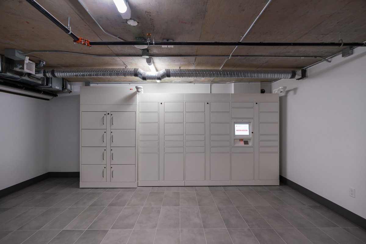Your online shopping addiction - Justified 📬⁠
⁠
We've partnered with Snaile Parcel Lockers to ensure your deliveries arrive safe &amp; secure⁠
⁠
#MyHollyburn