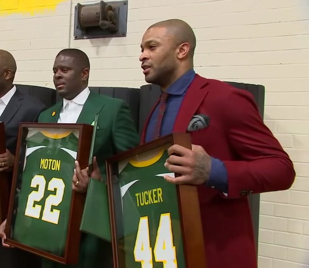 BarstoolNCdavid's tweet image. Just a hooper from Raleigh