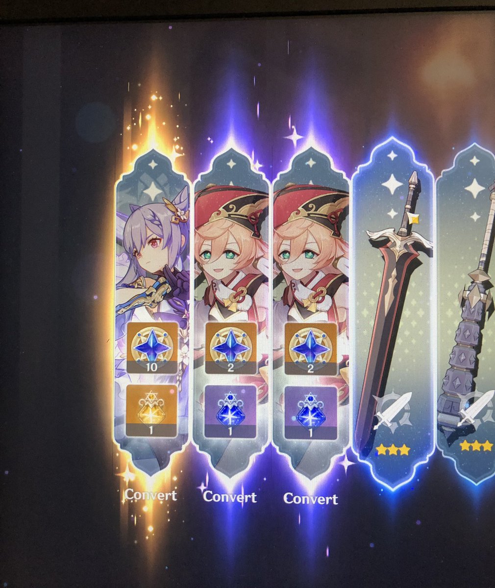 rotagons's tweet image. within 20 pulls of each other.. and now i’m guaranteed yoimiya 😭😭