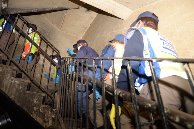 CityofJoburgZA's tweet image. Report hijacked properties, bad buildings or any corrupt activities on 0800 002 587 #JoburgBylaws ^NS