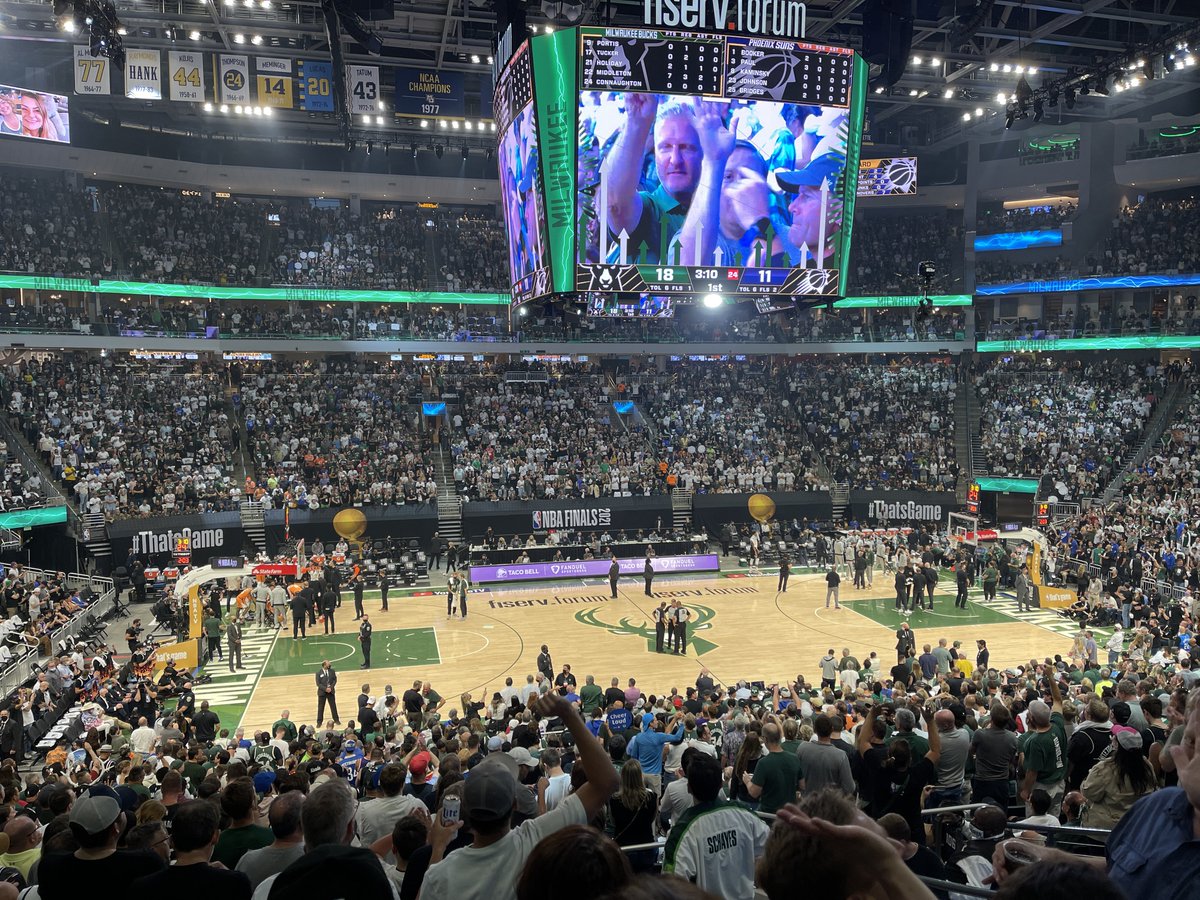 SwiftCop's tweet image. 🦌🏆👀