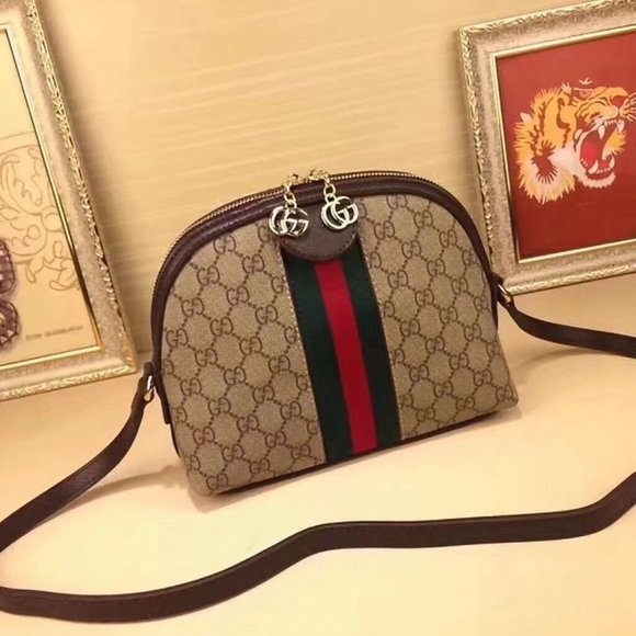 TrinaLovesHappy's tweet photo. So good I had to share! Check out all the items I'm loving on @Poshmarkapp #poshmark #fashion #style #shopmycloset #gucci #jjill: https://t.co/0PyiA3xMKF https://t.co/MrtUcWv9fQ