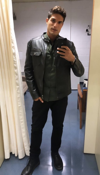 portalmatinelli's tweet photo. O look do André para a final do reality. 📸💙
#NoLimite https://t.co/SXHcwhvW9Z