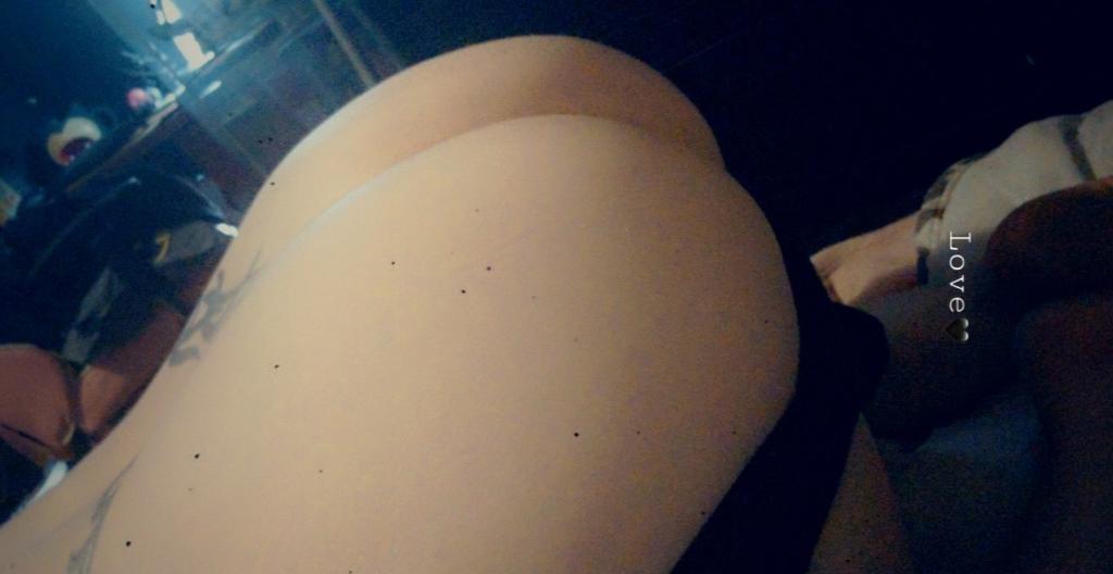 Content from tiffa.lewd
