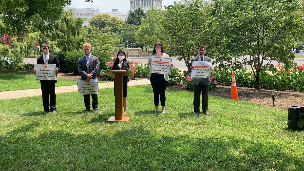 unpacmu's tweet photo. Today, young people in WI, NJ, FL, TX, and VA took action to demand the #ForThePeopleAct becomes law. @SenCapito @Sen_JoeManchin your young constituents' futures hang in the balance of your decision to pass #S1. We must get big $ out of politics and protect our freedom to vote. https://t.co/9ADkDKHhL2