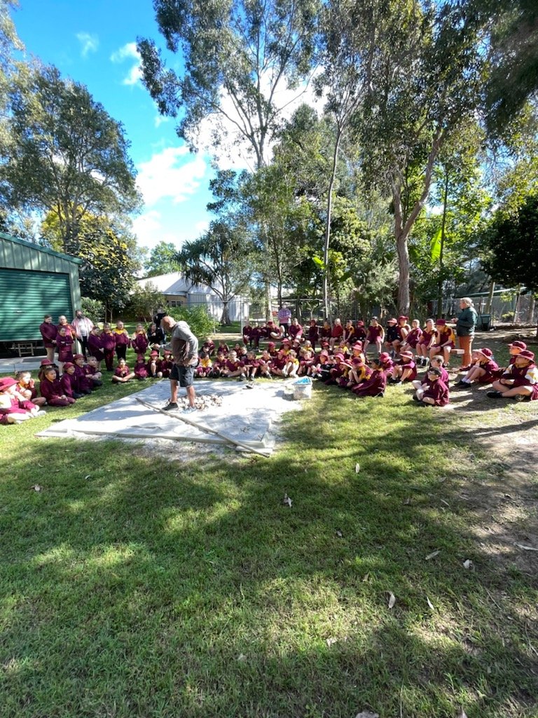 Year 4s are having an amazing day on their excursion to Ngutana Lui  indigenous centre. Even in the wind and cold the students are having an amazing day and representing themselves and the school as ACSS Buzza learners.
