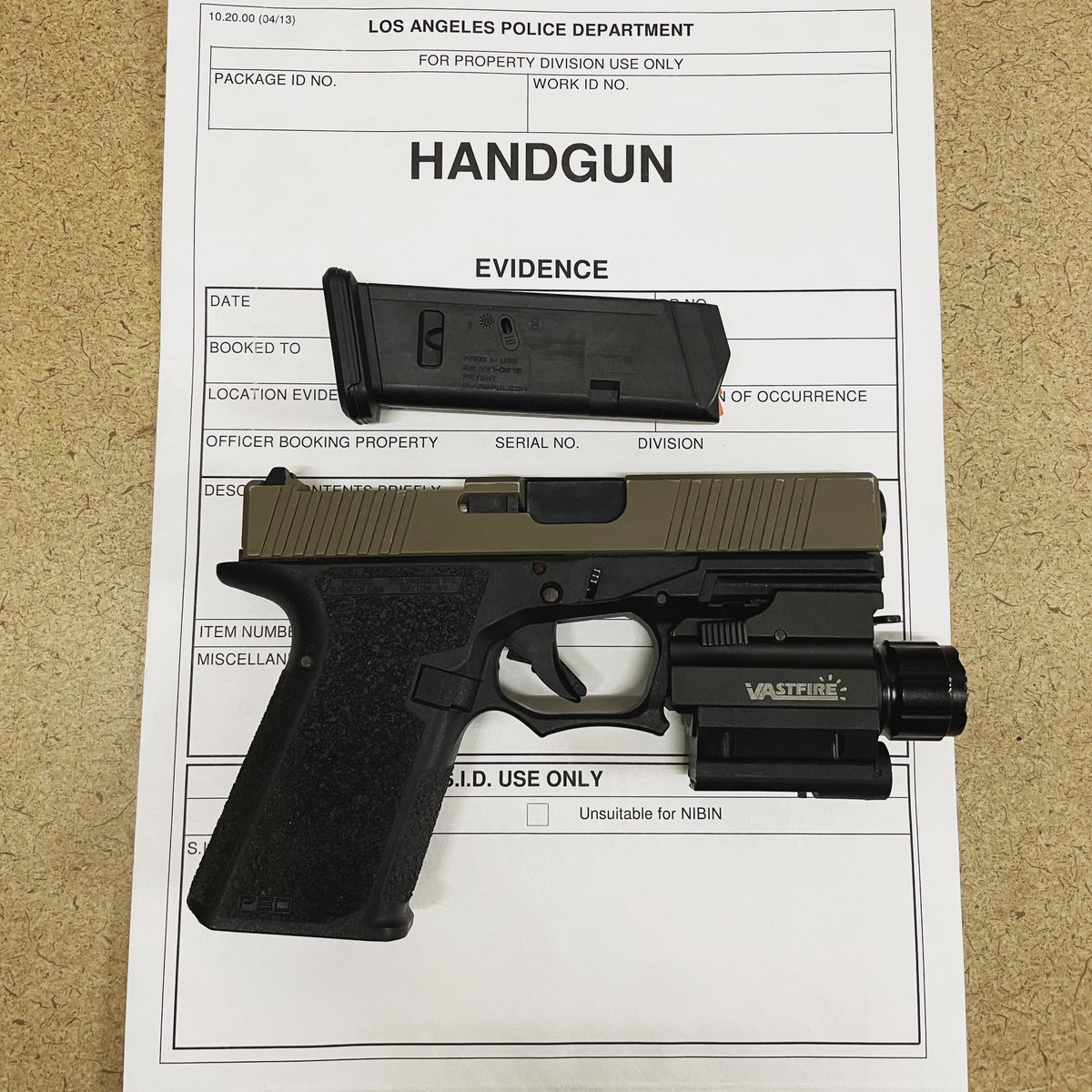 Ofcr Carillo &amp; Simental spotted a vehicle blocking a driveway. Officers approached the vehicle and smelled a strong order of fresh marijuana along with a scale. Officers searched the vehicle and recovered a handgun. Great investigation gentlemen. 👊🏼👏🏼 <a href="/Capt_Odle/">LAPD Mission</a> @CaptainCortez1