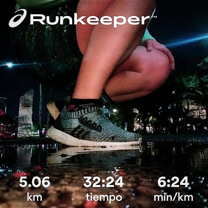 Maria_Alonso_R's tweet photo. Cerrando la noche #running 5km.❤🏃♂️ #bendiciones🙏🏻 #YoElegiCorrer #correVIVEsiente #EntreRunners #TemploRunner #marathorunner #CorrerEsMiPasion #runners #comuniRunners #meencantacorrer #corroamipaso #corredores_MX #runners #RunningMan #runner #Soycorredora ❤🏃♀️ https://t.co/GPwwy1RysW