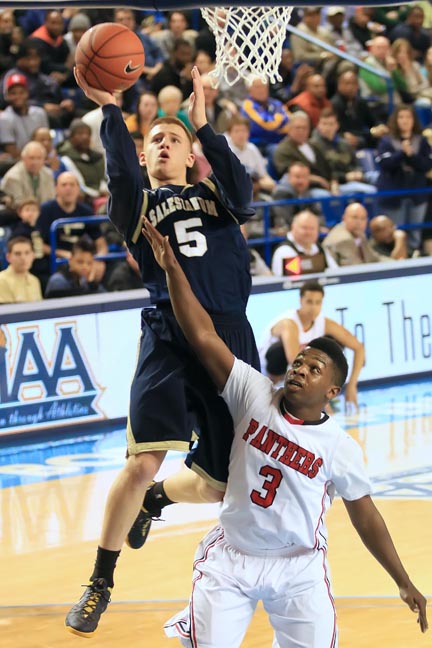 Salesianum grad DiVincenzo part of Milwaukee Bucks big trade, reports say