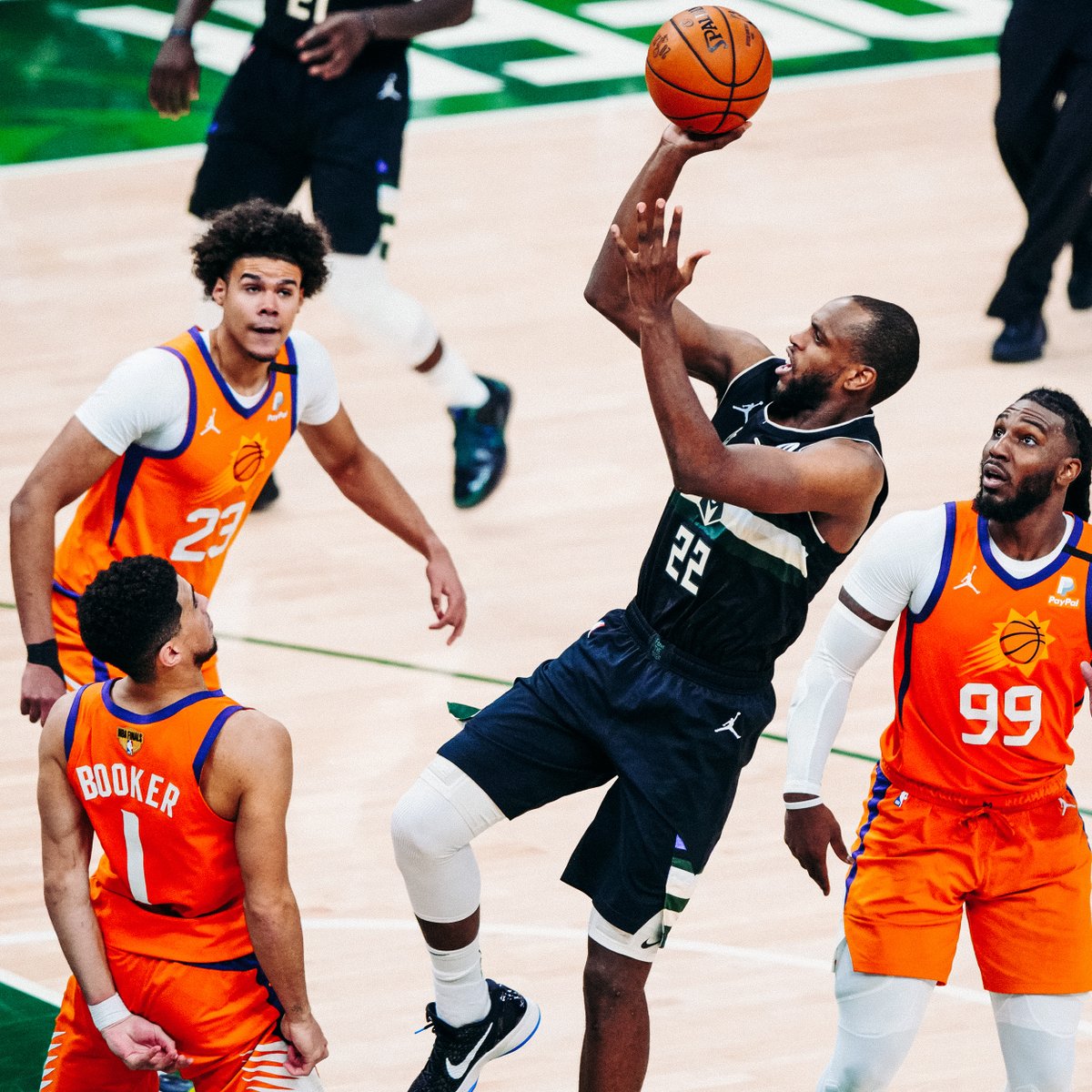 PlayersTribune's tweet photo. THE 2021 NBA CHAMPIONS. https://t.co/vg4G8SL9lO
