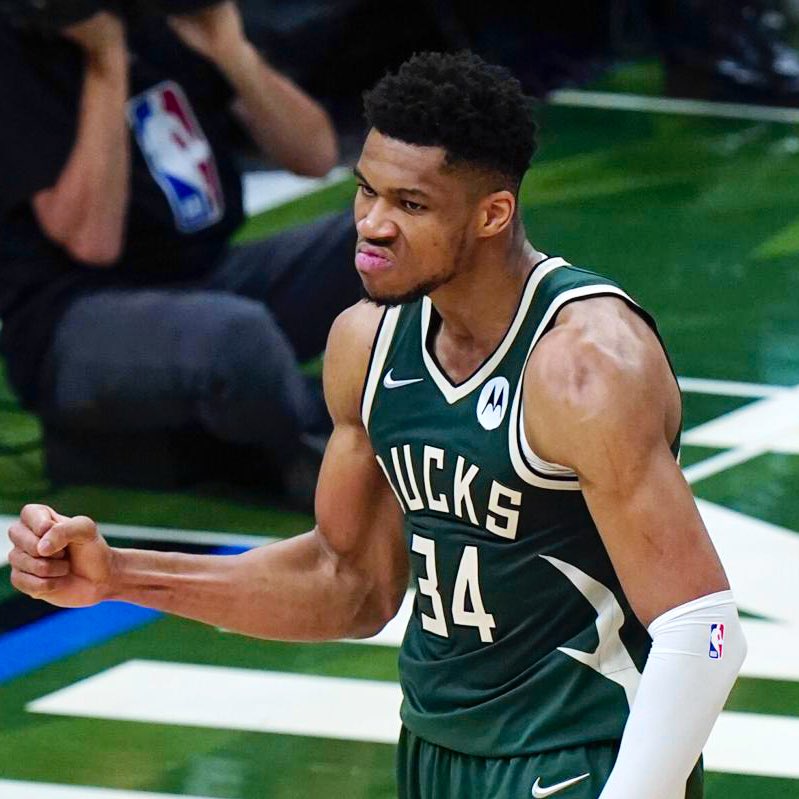 CourtSKingdom's tweet photo. Giannis Antetokounmpo in Game 6:

50 Points
14 Rebounds
5 Blocks
64% FG
17/19 FT

One of the greatest performances in NBA history 🏆 https://t.co/bMng9483Ht